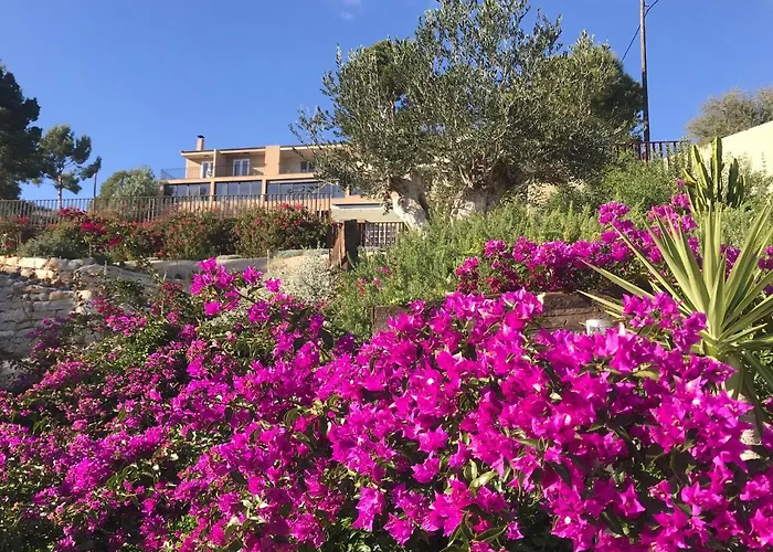 El Otero Bed & Breakfast 4*